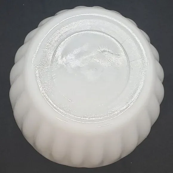 Translucent Milk Glass Rose Bowl with Ruffled Edge - Picture 4 of 7
